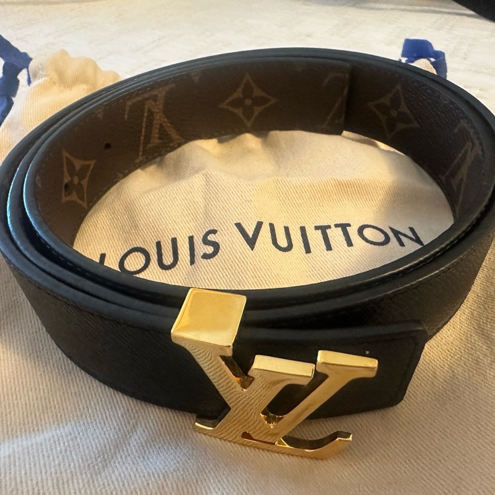 Louis Vuitton Initiales 30mm Reversible Belt - Picture 2 of 7